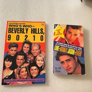 Beverly Hills 90210 Book and Luke-Mania & Jason Fever Book